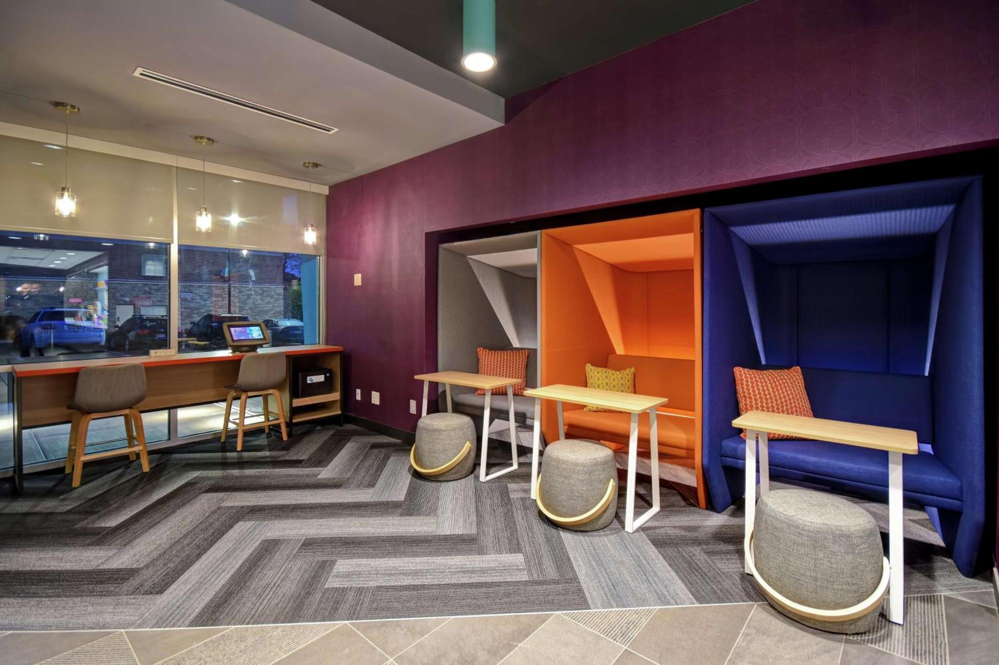 Tru By Hilton Cincinnati Airport South Hotel